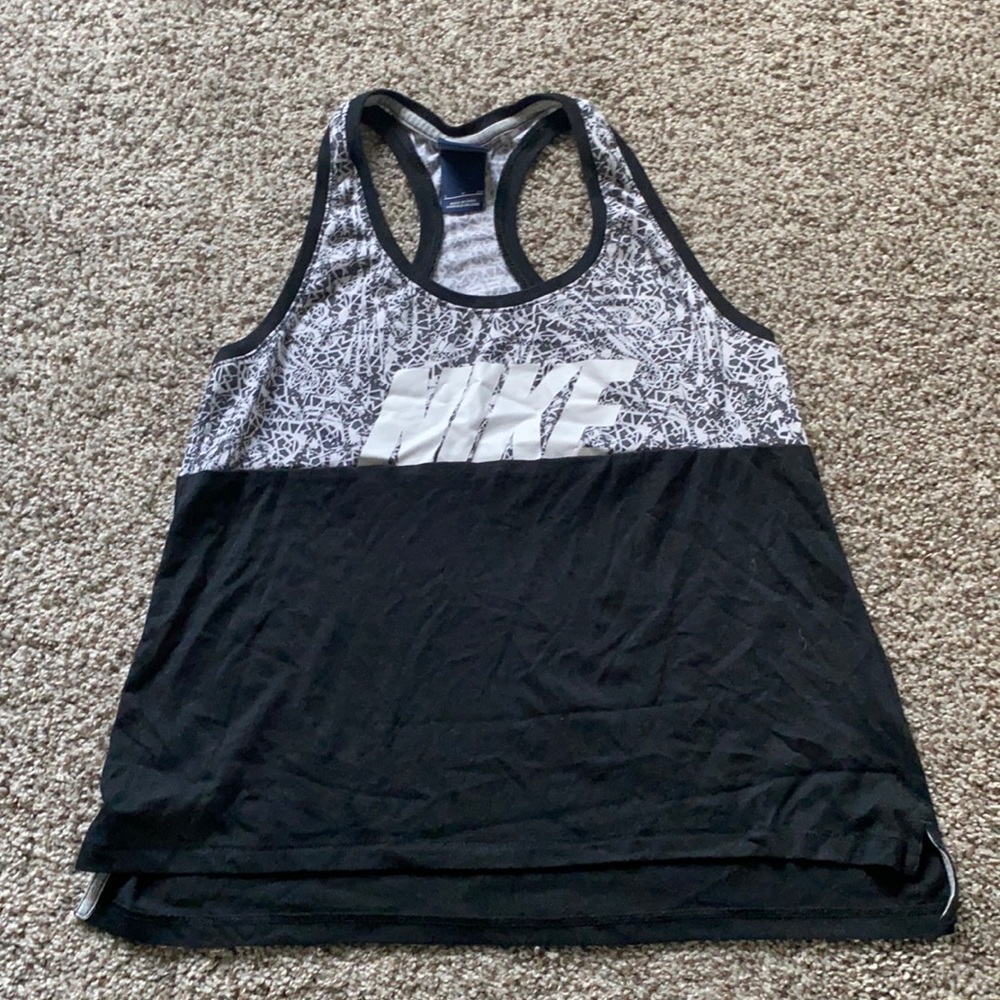 Nike tank